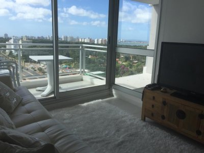 Roosevelt, piso alto con vista, 1 dormitorio