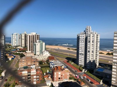 Departamento en venta de 2 dormitorios en Punta del Este