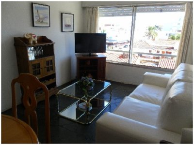 PENINSULA, 2 AMBIENTES.