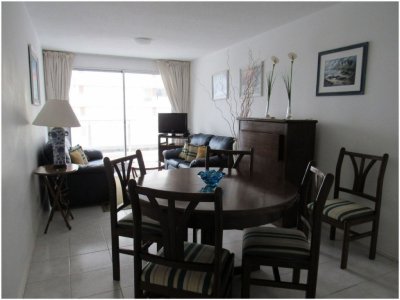 Apartamento en Brava, 2 dormitorios *