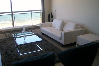 Apartamento en Brava, 3 dormitorios *