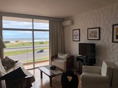 PLAYA BRAVA FRENTE AL MAR, 1 AMBIENTE CON VISTA PLENA