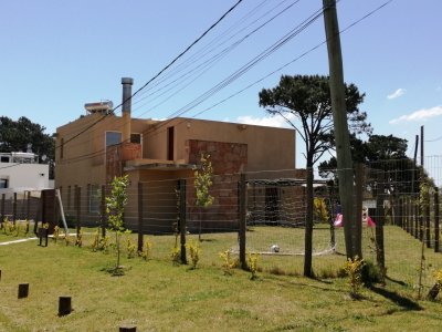 Casa en alquiler temporal en Pinares, Punta del Este!