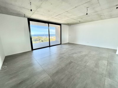 Apartamento en venta de tres ambientes en Manantiales, Uruguay