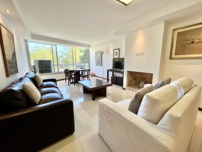 Departamento venta 4 dormitorios, Punta del Este, Uruguay