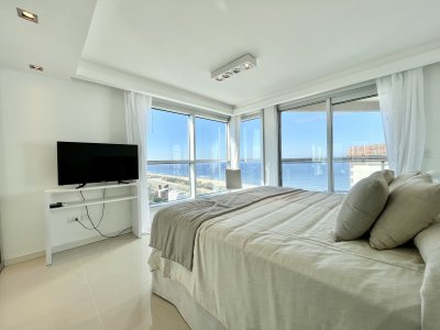 Departamento en venta en Torre Look Brava 3 dormitorios y servicio vista al mar, Playa Brava, Punta del Este, Uruguay