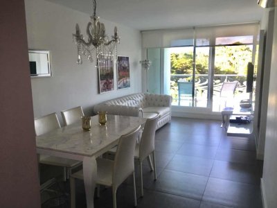 Venta de apartamento, piso alto en Yoo, todo los amenities, Punta del Este , Uruguay