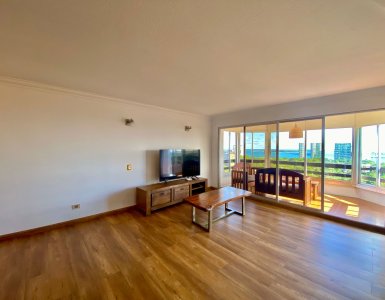 Departamento venta 3 dormitorios y dependencia, Punta del Este, Uruguay
