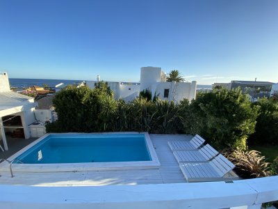 Casa Venta,  4 dormitorios, pileta, La Barra, Uruguay