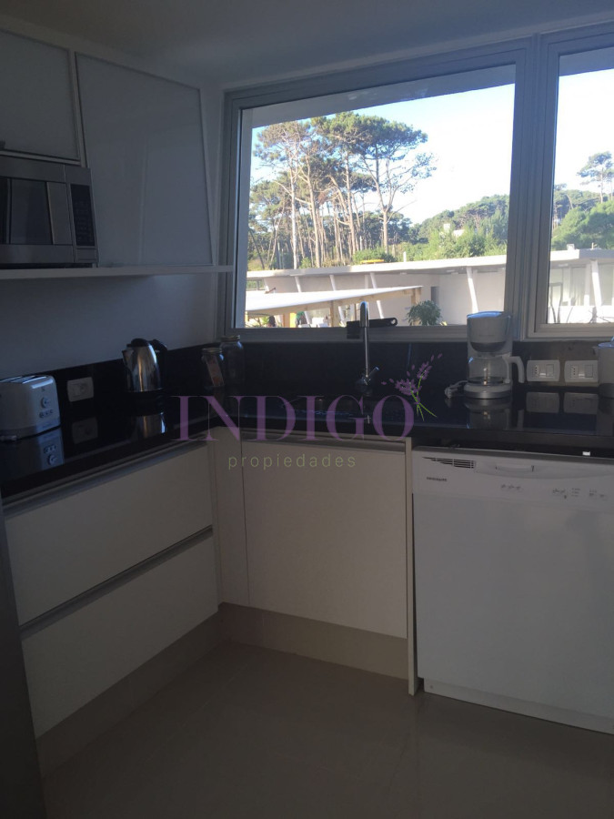 Bikini - GoPunta - Portal Inmobiliario de Punta del Este - Maldonado