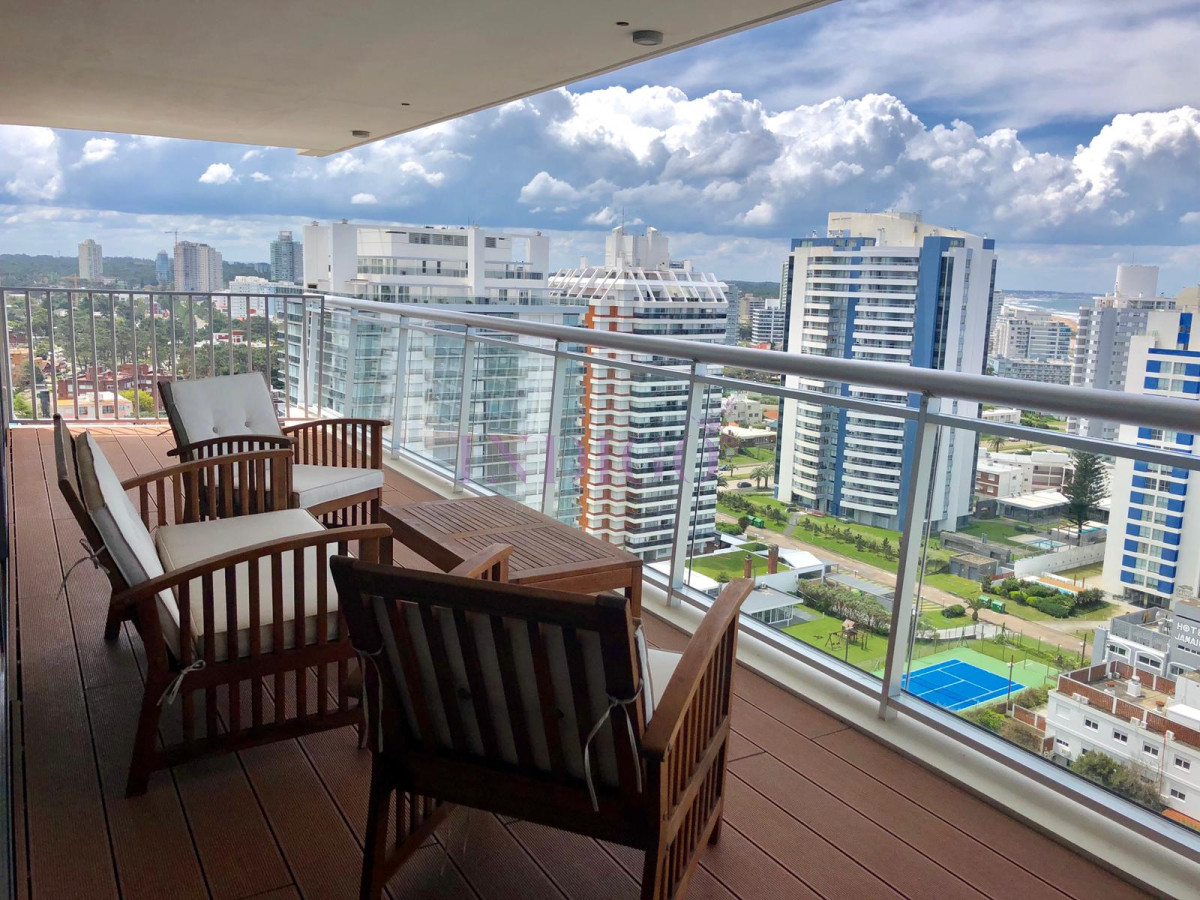 Brava - GoPunta - Portal Inmobiliario de Punta del Este - Maldonado