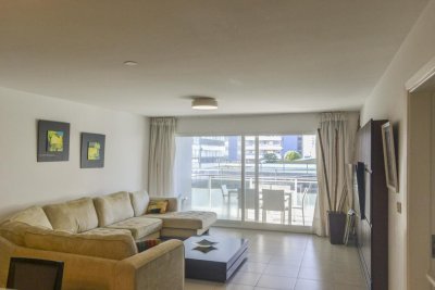 Apartamento en Torre Paramount