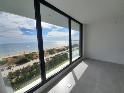 Venta de apartamento 2 dormitorios, Playa Mansa, Punta del Este, Uruguay