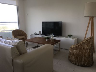 Apartamento en Roosevelt, 3 dormitorios *