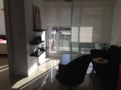 Departamento en venta en la Península  Puerto , un dormitorio.