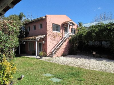 Casa grande en la Barra con piscina