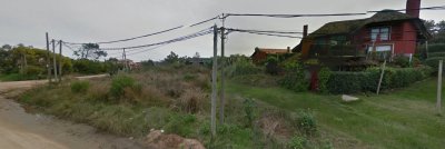 Terreno en venta Manantiales 