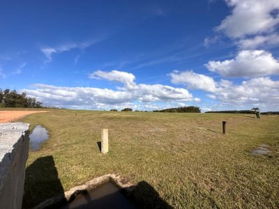 Lote en Las Garzas de 2000 mts U$S 180.0000