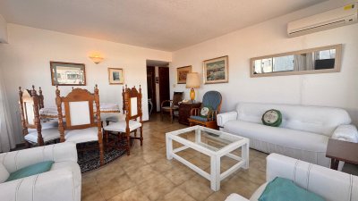 Apartamento de  2 dormitorio y 1 baños -En la peninsula 