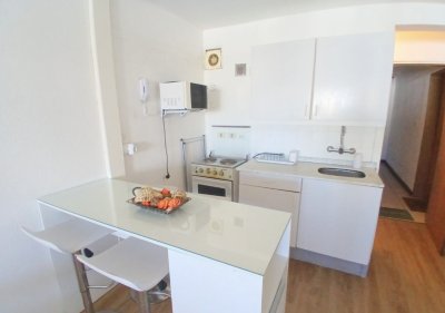 Apartamento en Aidy Grill, proximo a Peninsula y al Mar.