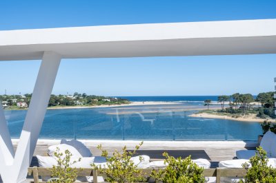 Apartamento duplex con Piscina, Parrillero y una vista magnifica.