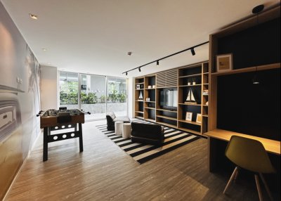 Espectacular unidad en oceean drive country!!!! Consulte