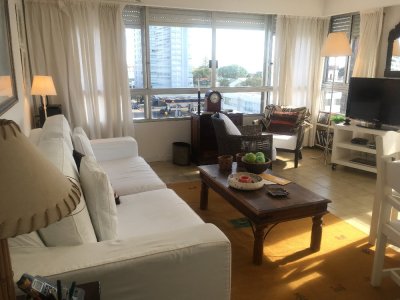 Apartamento en Península muy buena ubicación!