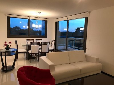 Apartamento en Roosevelt, 3 dormitorios *