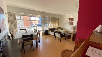 Apto de 2 dormitorios 2 baños, Balcon y cochera. en mansa con vista al mar.