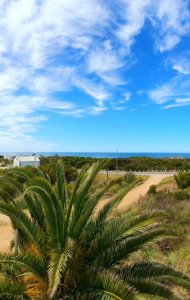 Casa en Punta de Piedras con muy buena vista al mar desde su terraza