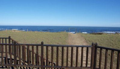 Casa en primera linea sobre el Oceano -  La Paloma - Rocha