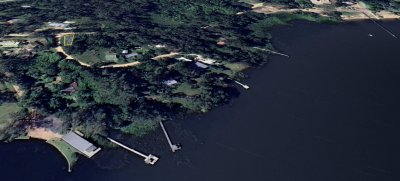 Terrenos 735 m2 a casi 100 metros de la costa de la laguna