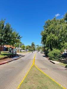 Terreno sobre Av Cordoba frente BPS muy bien ubicado.