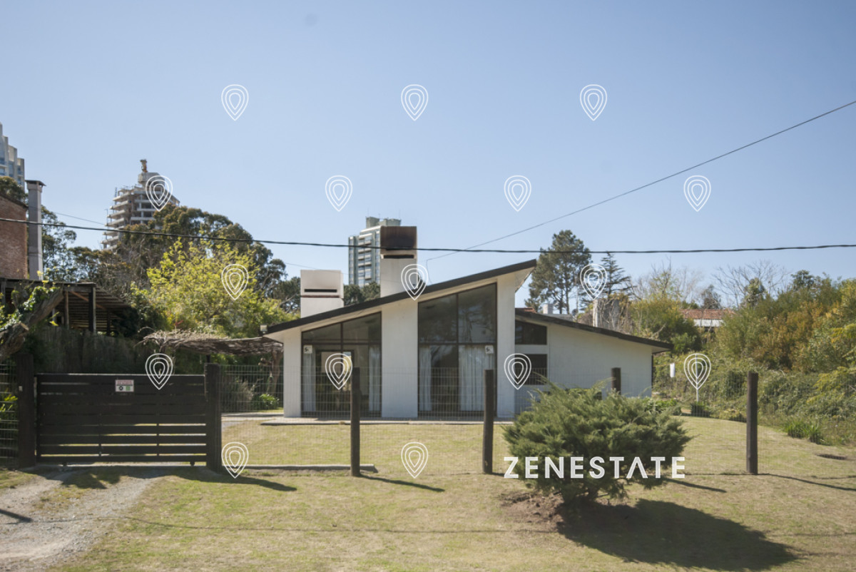 casa de 3 dormitorios y piscina en mansa, punta del este.  - zen2135c
