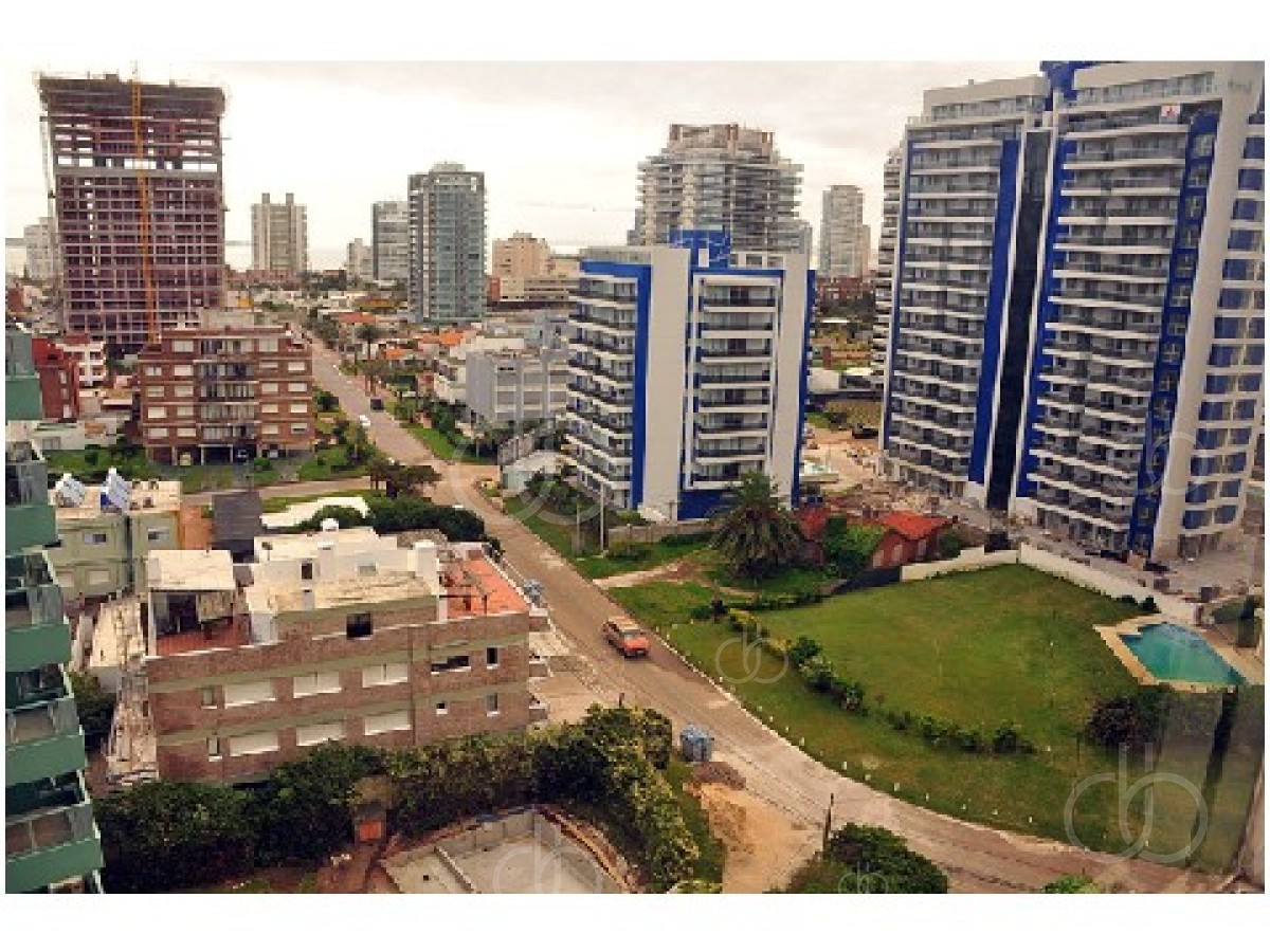 Brava - GoPunta - Portal Inmobiliario de Punta del Este - Maldonado