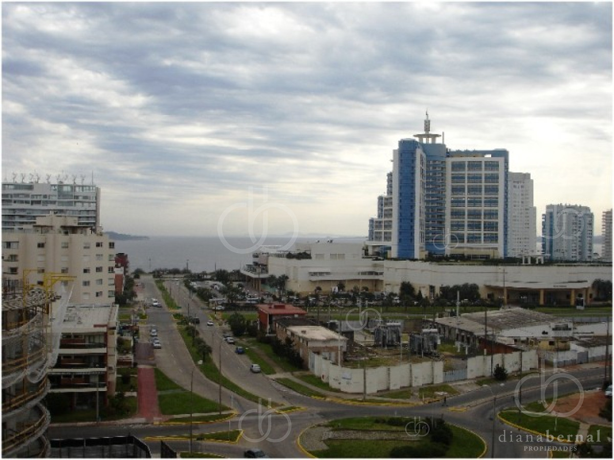 Aidy Grill - GoPunta - Portal Inmobiliario de Punta del Este - Maldonado