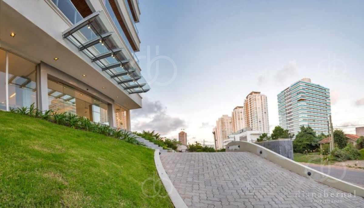 Brava - GoPunta - Portal Inmobiliario de Punta del Este - Maldonado