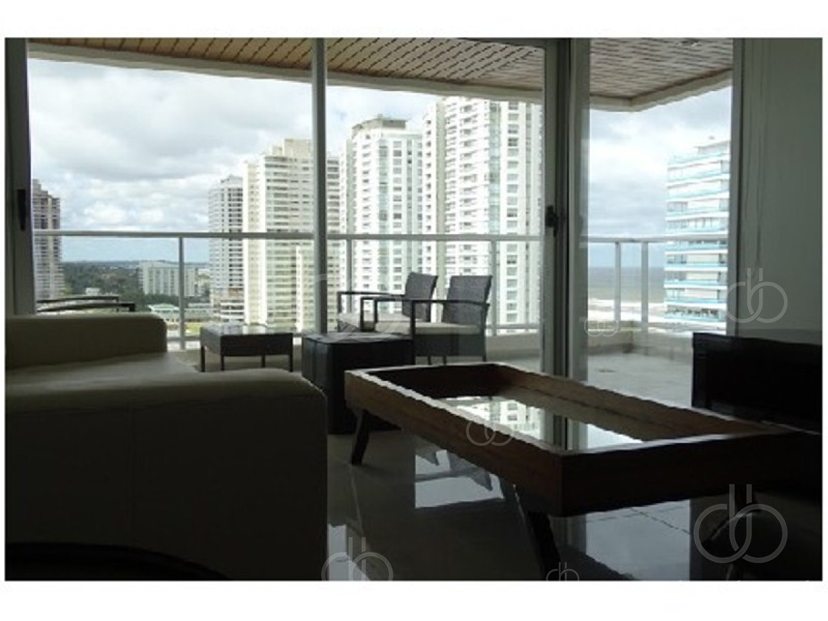 Brava - GoPunta - Portal Inmobiliario de Punta del Este - Maldonado