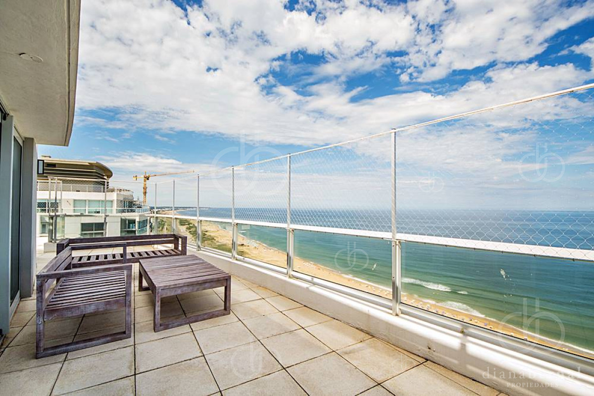 Brava - GoPunta - Portal Inmobiliario de Punta del Este - Maldonado