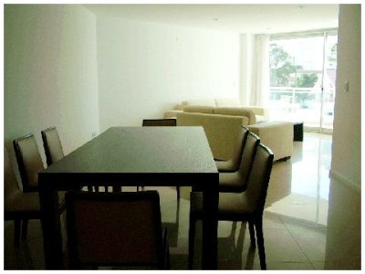 Apartamento en Brava, 3 dormitorios *