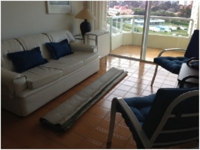 Apartamento en Brava, 2 dormitorios *