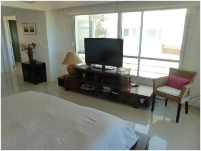 Apartamento en Pinares, 3 dormitorios *