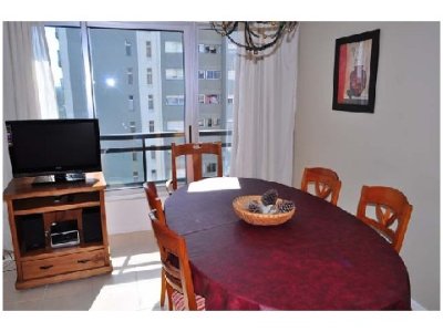 Apartamento en Roosevelt, 3 dormitorios *