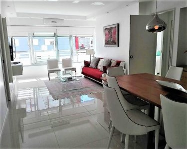 Apartamento en Peninsula, 2 dormitorios *