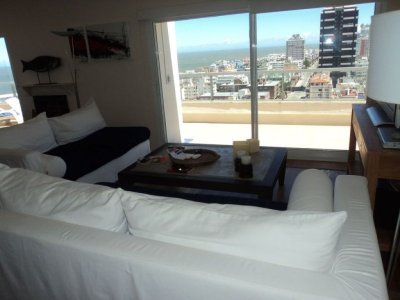 Apartamento en Peninsula, 3 dormitorios *