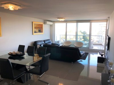 Apartamento en Roosevelt, 3 dormitorios *