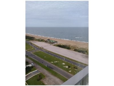 Apartamento en Brava, 3 dormitorios *