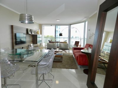 Apartamento en Roosevelt, 3 dormitorios *