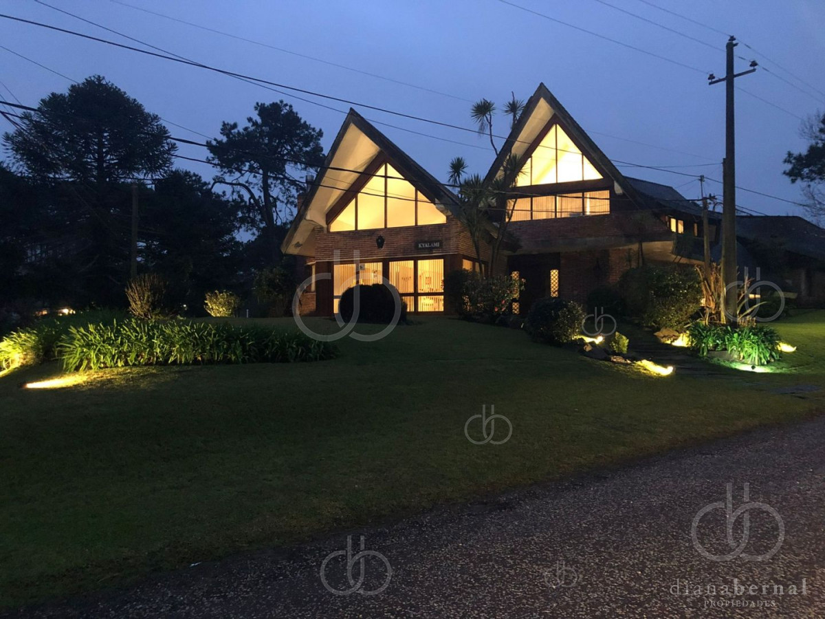 Lugano - GoPunta - Portal Inmobiliario de Punta del Este - Maldonado