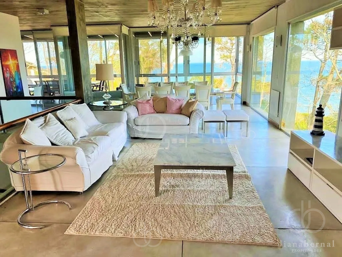 Lomo de la Ballena - GoPunta - Portal Inmobiliario de Punta del Este - Maldonado